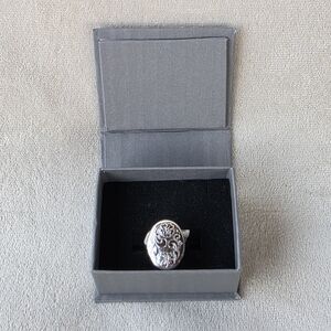 STERLING SILVER Hollow Oval Locket Ring Sz 7